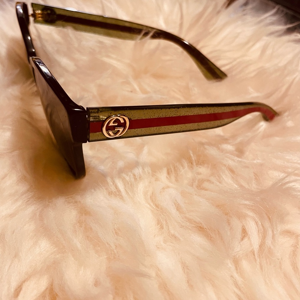 Authentic almost new Gucci Sunglasses